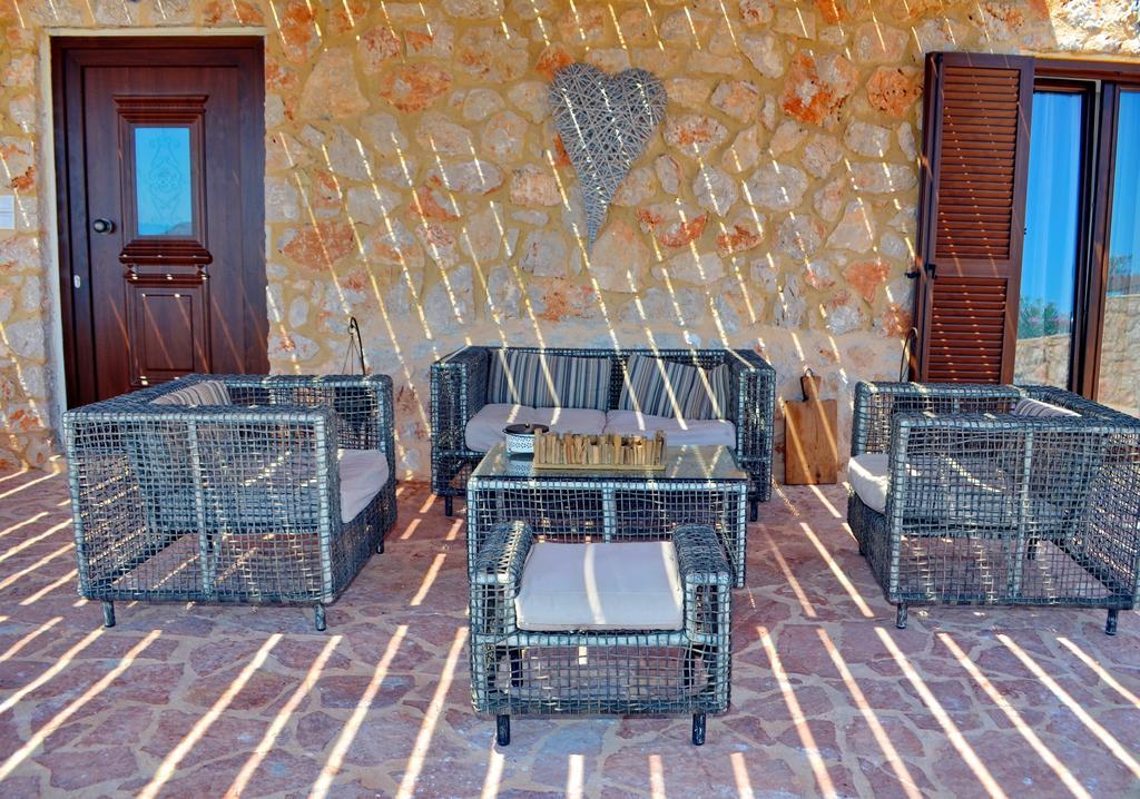 Belvedere Private Luxury Beach Villa Chalki Town 객실 사진